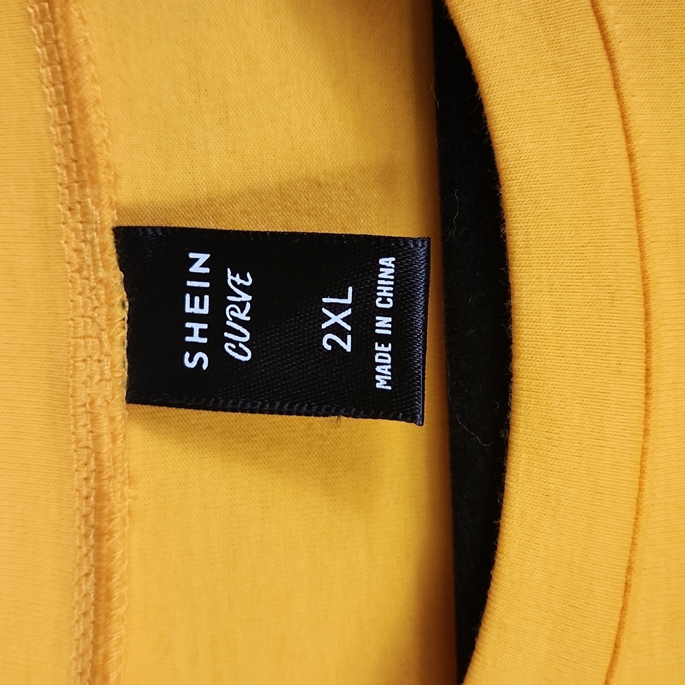 Shein, Women's Yellow Gold Tee-shirt, Curve, short sleeves, Sz 2XL - Picture 5 of 6